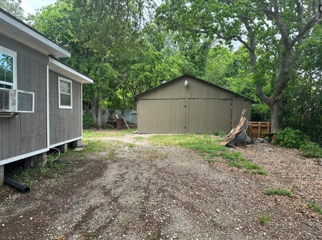 306 Sutton St in San Leon, TX - Building Photo - Building Photo