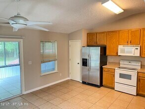 5646 Chirping Way W in Jacksonville, FL - Building Photo - Building Photo