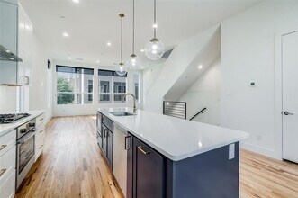 4718 Bryan St in Dallas, TX - Building Photo - Building Photo