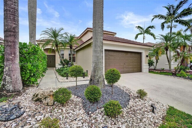 1725 Winterberry Ln in Weston, FL - Foto de edificio - Building Photo