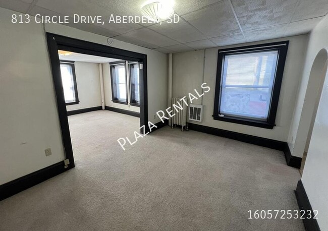 property at 19 7th Ave SE