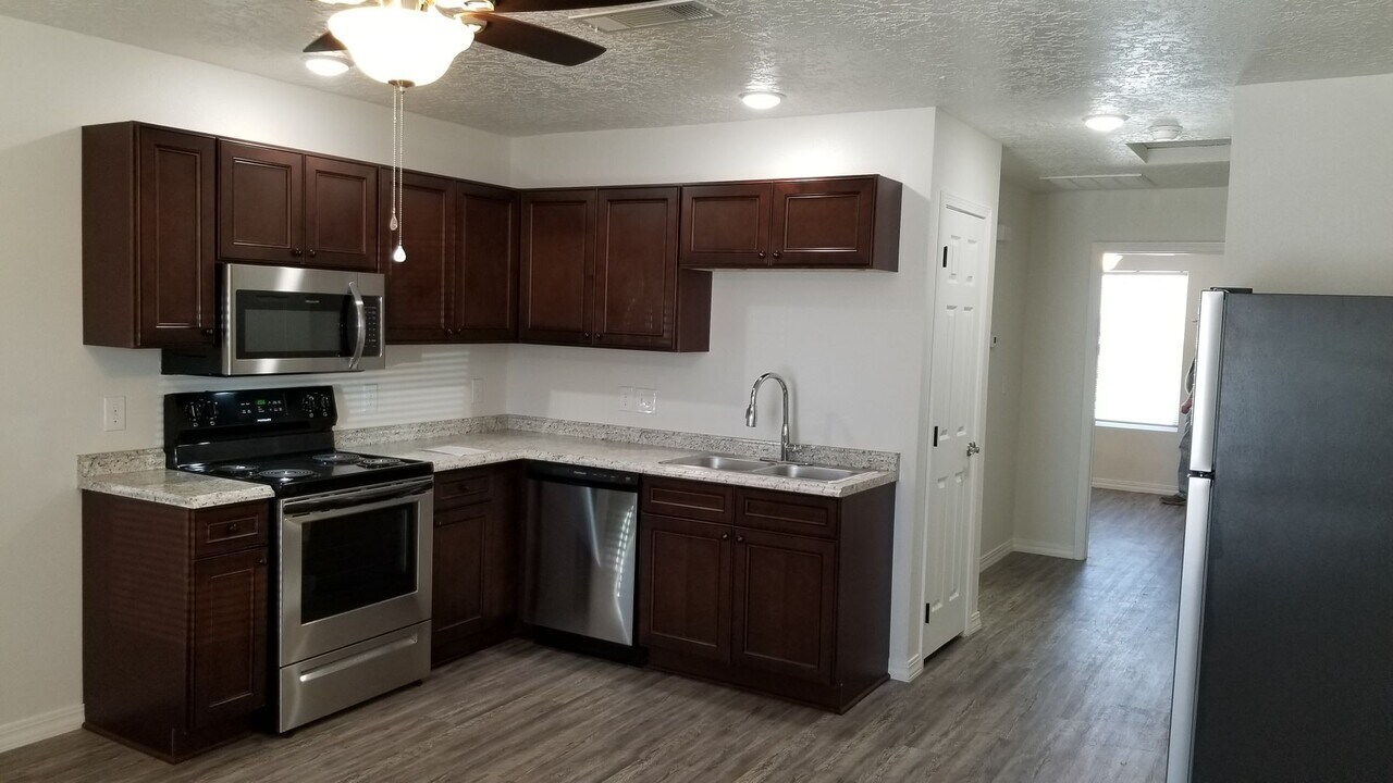2501 M.L.K. Jr Blvd in Clovis, NM - Building Photo