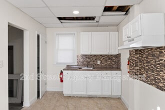 701 N Warwick Rd in Magnolia, NJ - Building Photo - Building Photo