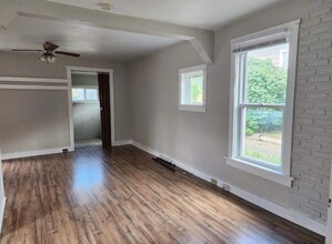 510 E Lewis St in Laramie, WY - Building Photo - Building Photo