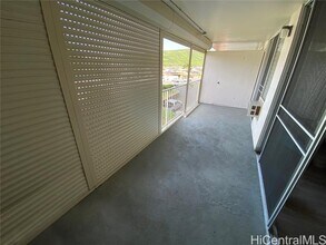 909 Ala Lilikoi St in Honolulu, HI - Building Photo - Building Photo