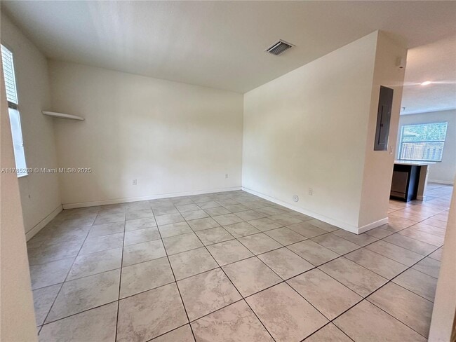 11422 SW 250th St in Homestead, FL - Building Photo - Building Photo