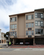 1695 Union St in San Francisco, CA - Building Photo - Building Photo