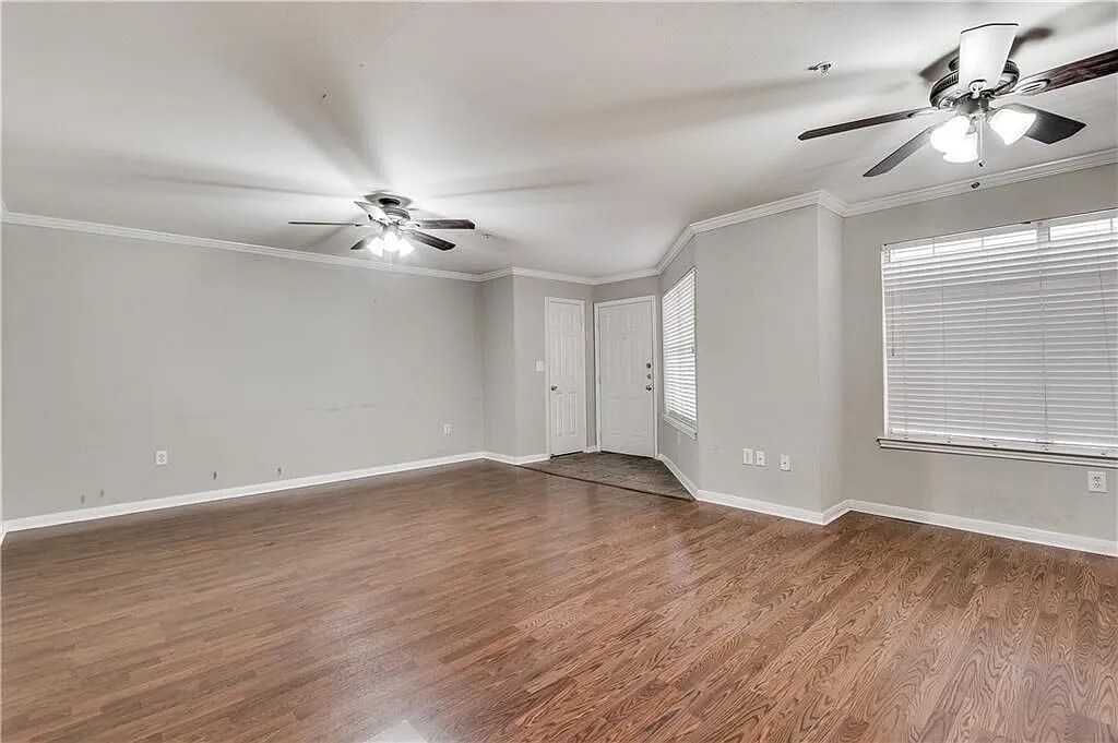 501 W 26th St, Unit 120 in Austin, TX - Building Photo