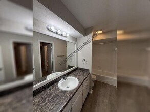 12421 Acadia Ct in Oklahoma City, OK - Building Photo - Building Photo