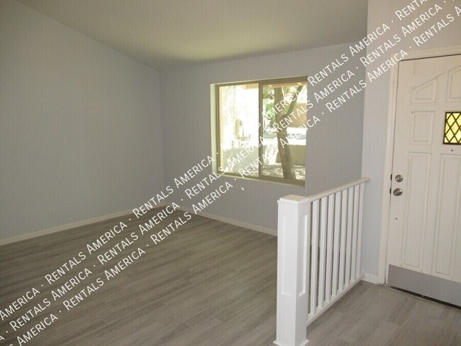 380 E Barbarita Ave in Gilbert, AZ - Building Photo - Building Photo