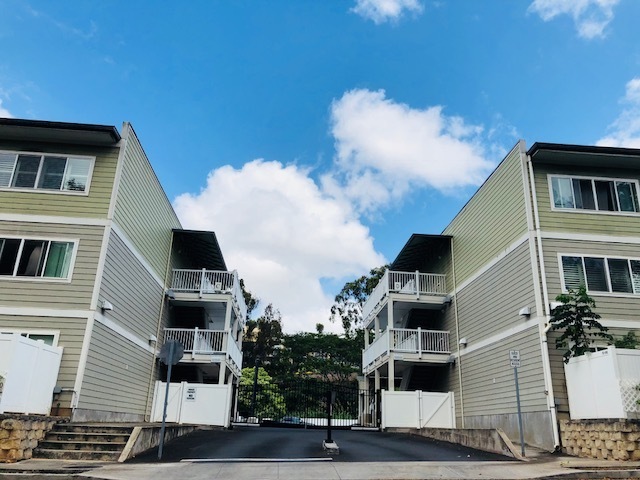 95-60 Waikalani Dr in Mililani, HI - Building Photo