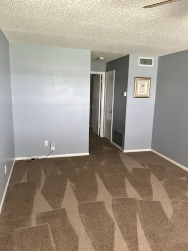 105 Spring Lake Ct in Vero Beach, FL - Building Photo - Building Photo