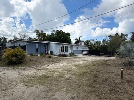 1507 Lavilla Rd in Punta Gorda, FL - Building Photo