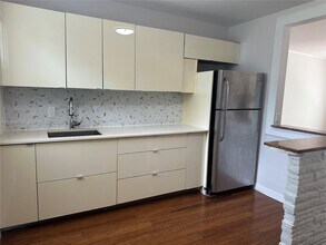 1441 NE 134th Rd in North Miami, FL - Building Photo - Building Photo