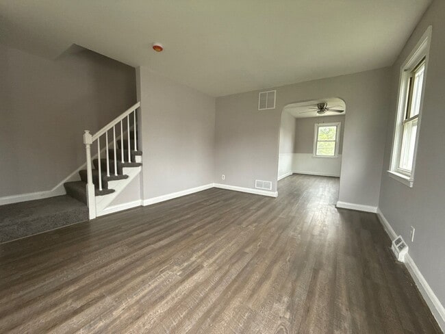 556 Chalcot Square in Essex, MD - Building Photo - Building Photo
