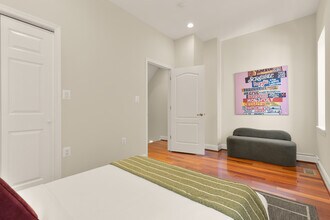 1934 4th St NW in Washington, DC - Foto de edificio - Building Photo