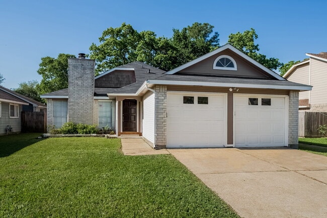 19523 Lake Hollow Ln