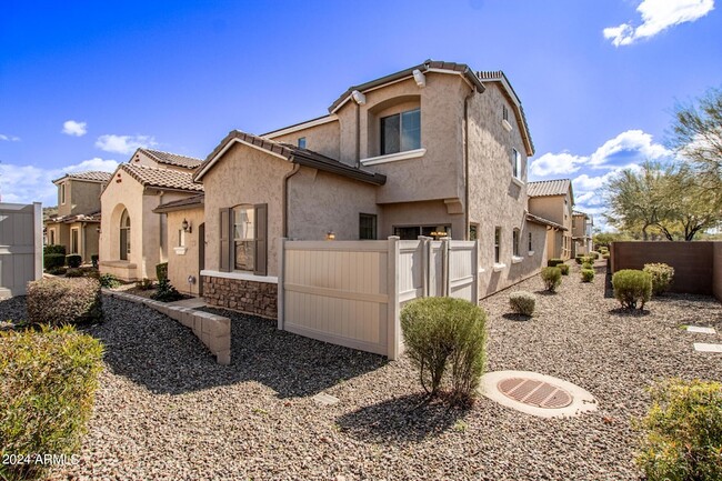 26518 N 53rd Glen in Phoenix, AZ - Building Photo - Building Photo