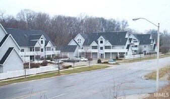 1206 S College Mall Rd in Bloomington, IN - Building Photo