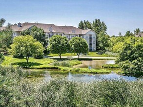 Autumn Grove Apartments in Omaha, NE - Building Photo - Building Photo