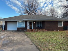 2025 Mattern Dr in Oklahoma City, OK - Building Photo