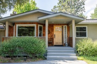 125 S Hiawatha Dr in Hailey, ID - Building Photo