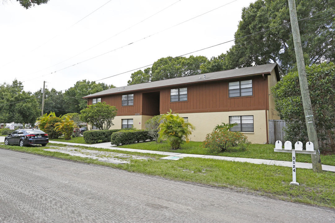 3124 W Sligh Ave in Tampa, FL - Building Photo