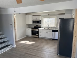 1734 Webber Ave in Burton, MI - Building Photo - Building Photo