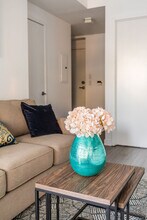 19 Grand Trunk Crescent in Toronto, ON - Building Photo - Building Photo