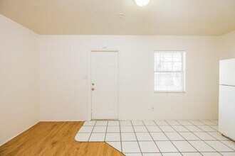 10464 106th Ave N-Unit -3 in Largo, FL - Foto de edificio - Building Photo