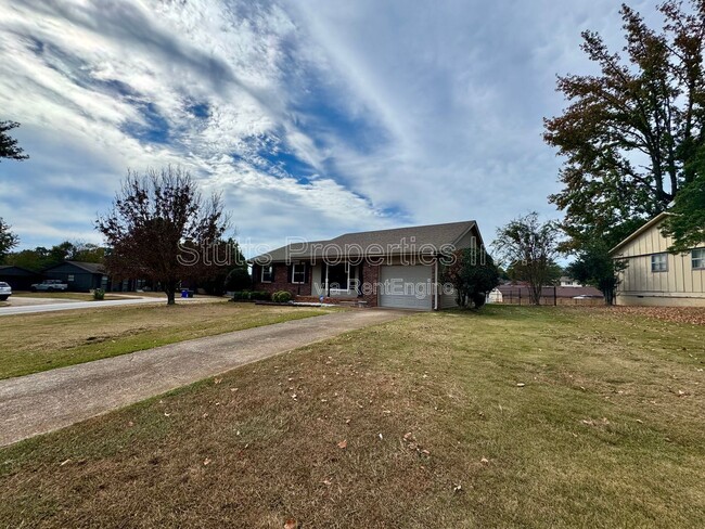 property at 101 Teks St