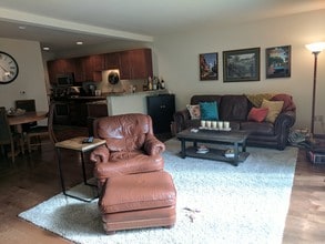 Fairfield Townhouses in Cedarburg, WI - Building Photo - Building Photo