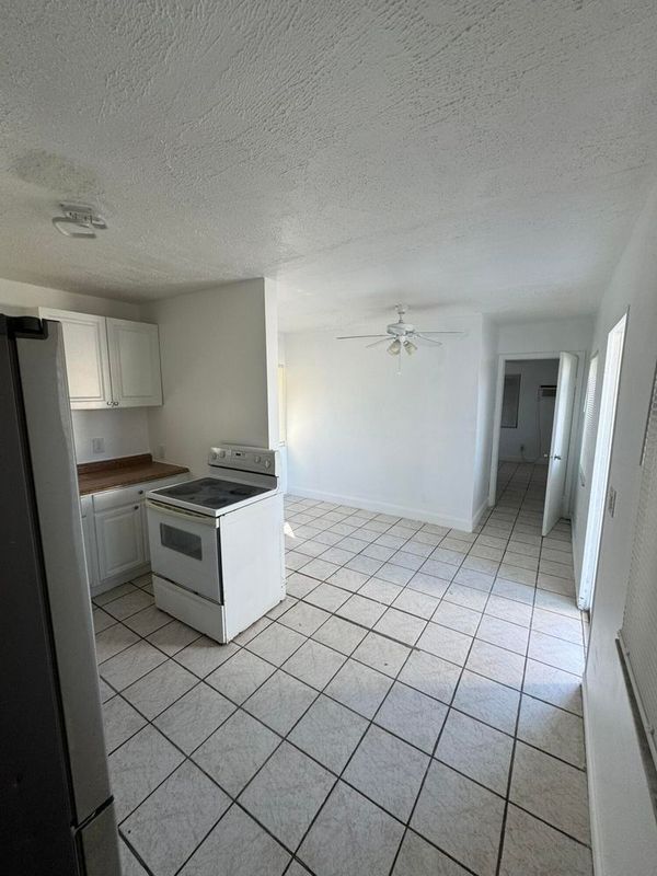 920 N Haverhill Rd in Haverhill, FL - Building Photo - Building Photo