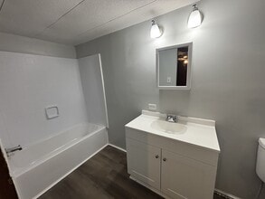 207 Cherry Tree Dr in Asheville, NC - Building Photo - Building Photo