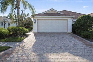 7267 Salerno Ct in Naples, FL - Building Photo