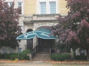 Sylvester Manor in Flint, MI - Foto de edificio - Building Photo