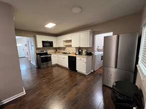 226 Scott St SW in Atlanta, GA - Building Photo - Building Photo