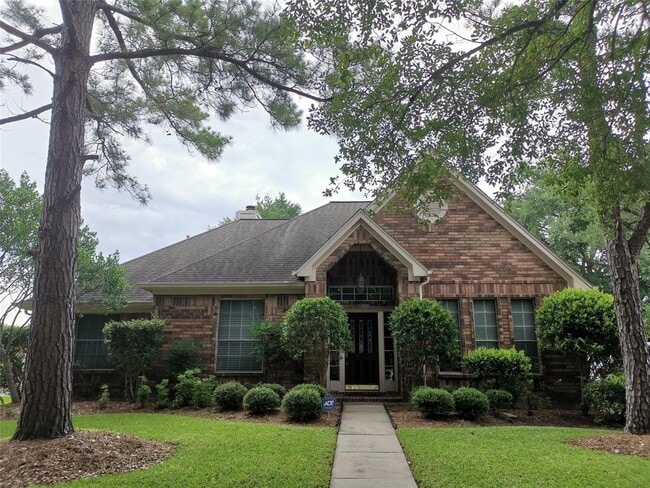 16714 Rustic Colony Dr in Sugar Land, TX - Foto de edificio - Building Photo