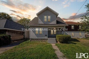 4135 Upton Ave in Toledo, OH - Building Photo