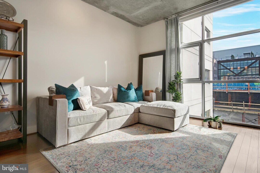 919 Florida Ave NW-Unit -603 in Washington, DC - Building Photo