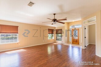 11700 Springs Head Loop in Austin, TX - Building Photo - Building Photo