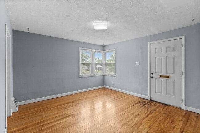 7711 Brocton Ct in St. Louis, MO - Building Photo - Building Photo