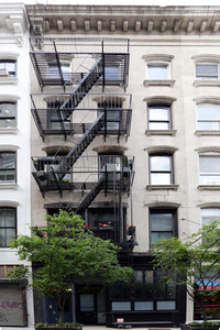 17 Warren St in New York, NY - Foto de edificio - Building Photo