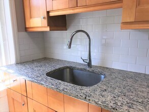 112 Woodside Green in Stamford, CT - Building Photo - Building Photo