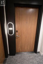 25 Wellington St S in Kitchener, ON - Building Photo - Building Photo