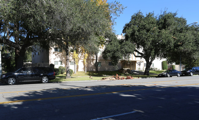 Orange Grove Towers in Pasadena, CA - Building Photo - Building Photo