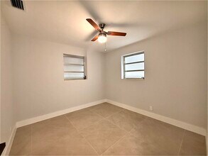 2018 Whitney Rd in West Palm Beach, FL - Building Photo - Building Photo