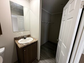 124 Campbell Dr in Battle Creek, MI - Building Photo - Building Photo