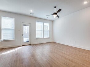 7306 Bree Ct in Dallas, TX - Building Photo - Building Photo