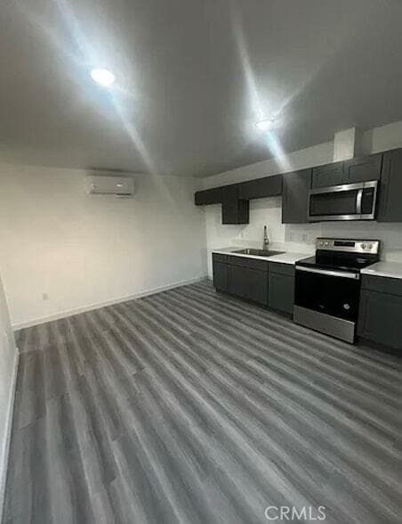 648 E Cerritos St in Rialto, CA - Building Photo - Building Photo